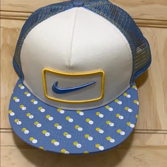 Nike True Headwear - Picture 5 of 5